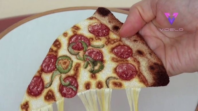 No es comida real, aunque lo parece: Así es el trabajo bordado de la artista japonesa Ipnot