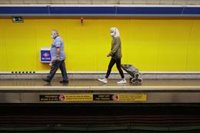 Una treintena de organizaciones madrileñas firman un manifiesto de impulso al transporte público