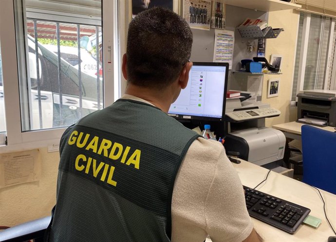 La Guardia Civil detiene a la empleada de una autoescuela por apropiarse de 40.000 euros