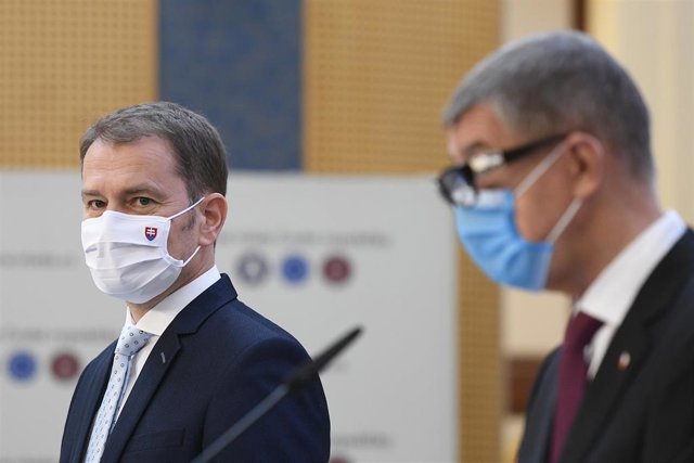 Andrej Babis e Igor Matovic en una reunión