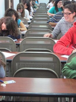 Alumnos, aula, foto de archivo