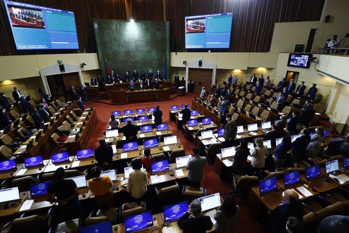 Chile.- La Cámara de Diputados aprueba la ley que limita la reelección de parlam
