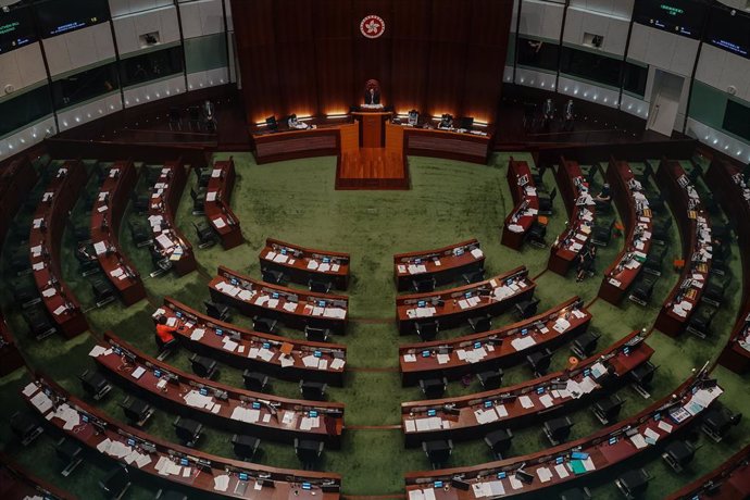China.- El Parlamento hongkonés aprueba la ley que blinda el himno chino en un n
