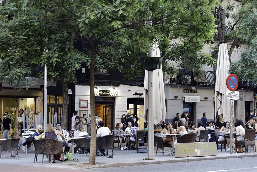 Terrazas en la Plaza de Olavide 