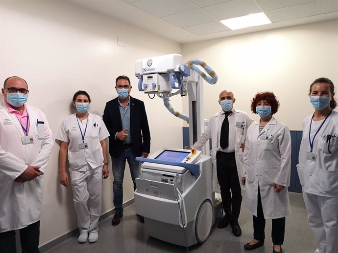 Equipo de radiología digital portátil donado por Endesa al Hopsital de Ronda