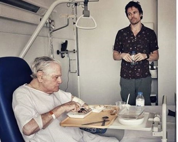 Joan, el padre de Octavi Pujades, a punto de abandonar el hospital