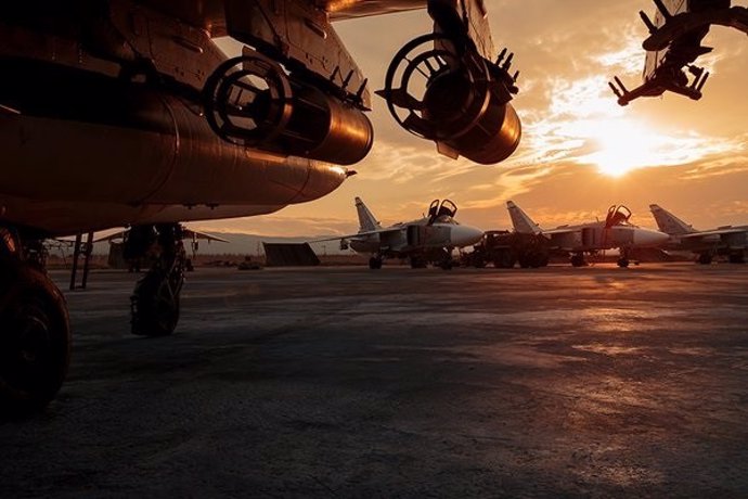 Siria.- Rusia confirma el envío de un segundo grupo de aviones de guerra a Siria