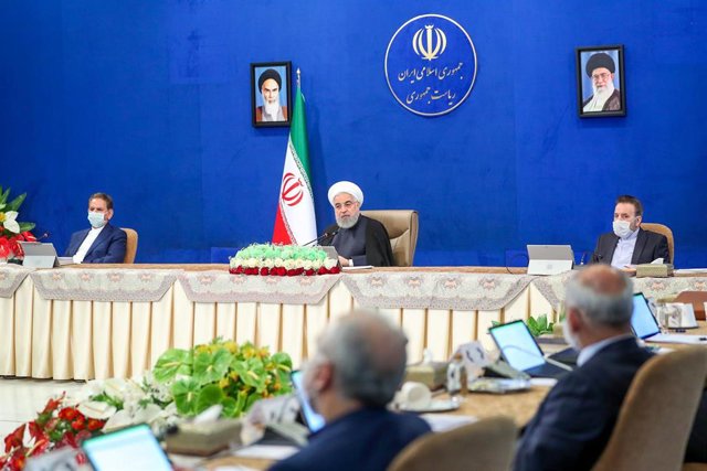 Hasán Rohani preside una reunión del Gobierno de Irán