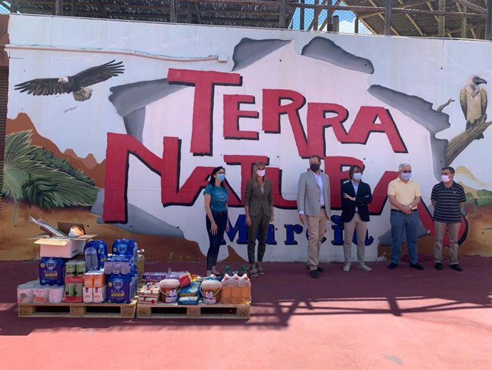 Terra Natura dona 580 kilos de productos de primera necesidad al Banco de Alimen