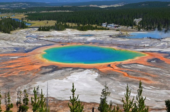 El imponente sistema geotérmico de Yellowstone parece reducir su intensidad