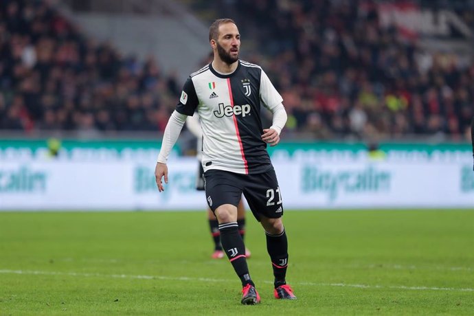 Gonzalo Higuain of Juventus during the Italian Cup, Coppa Italia, semi final 1st leg football match between AC Milan and Juventus on February 13, 2020 at Giuseppe Meazza stadium in Milan, Italy - Photo Fabrizio Carabelli / Sportphoto24 / DPPI