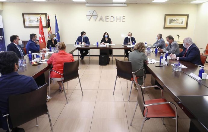 Ayuso presenta a empresarios del Corredor del Henares el Plan de Reactivación de la Comunidad