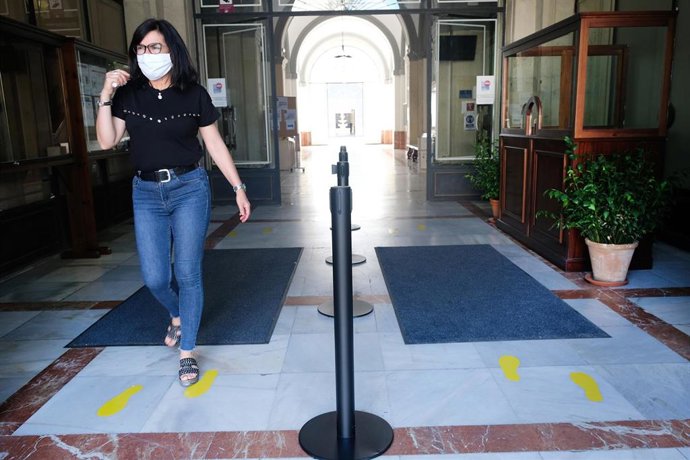 Instalaciones de la US, que ha elaborado 500 planes para adaptar el acceso y la movilidad por los distintos recintos.