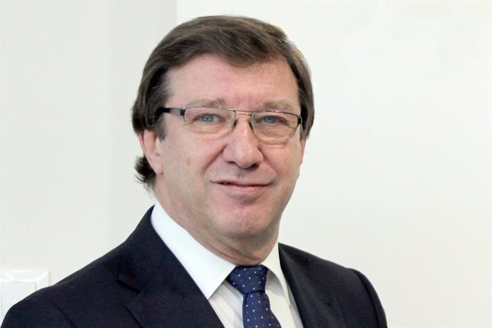 Carlos Abella, nombrado secretario general de la Mesa del Turismo
