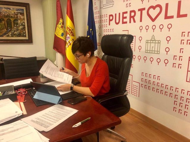 La alcaldesa de Puertollano, Isabel Rodríguez.