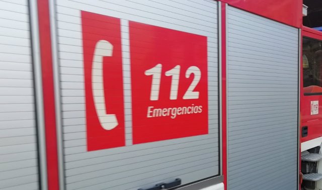 Logotipo del 112 en un camión de bomberos.