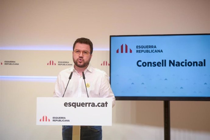 AV.- Pere Aragons a Pedro Sánchez: "A ERC no nos tendrá al lado, nos tendrá de 