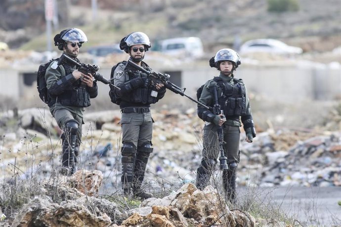 Imagen de soldados de Israel durante una protesta cerca de la ciudad palestina de Ramala, en Cisjordania.