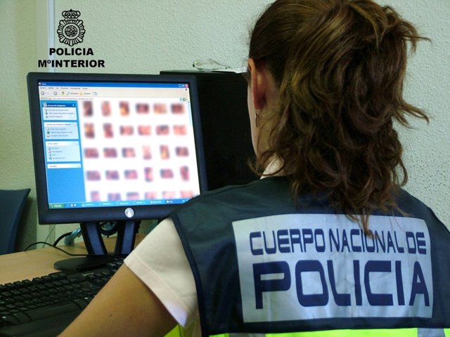 gente de la Policía Nacional