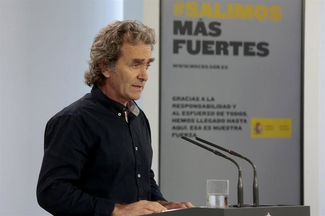 El director del Centro de Coordinación de Alertas y Emergencias Sanitarias, Fernando Simón