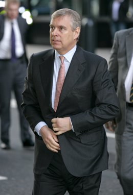 EEUU.- La Fiscalía de Nueva York pide interrogar al príncipe Andrés por el caso 