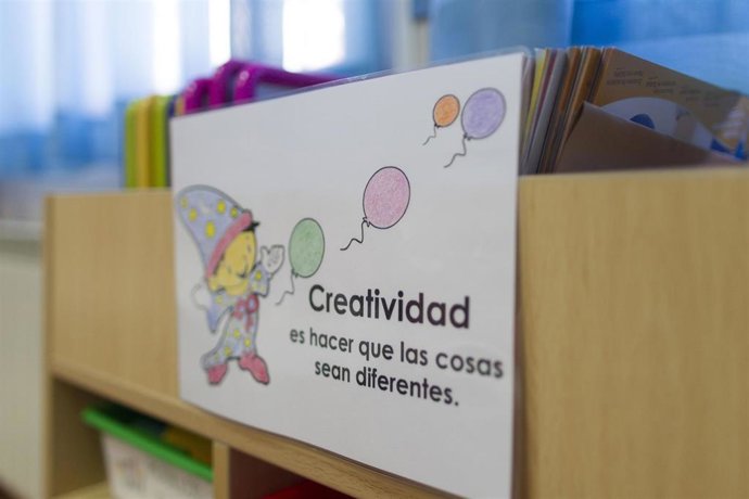 Colegio, aula, primaria, infantil, clase, niño, niña, niños