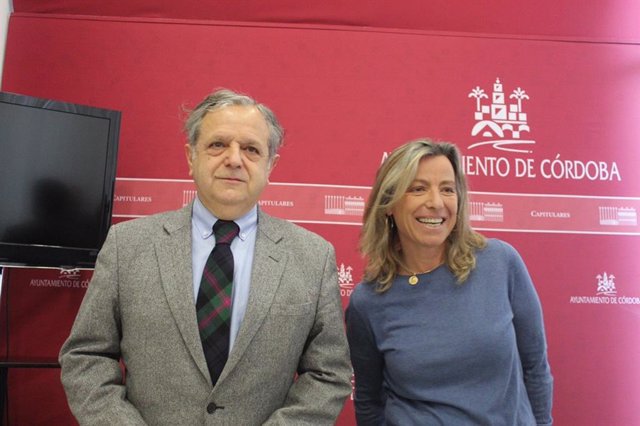 Isabel Albás y Salvador Fuentes, en una imagen de archivo.