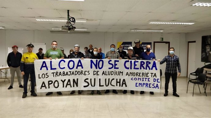 Trabajadores de Aludium muestran su solidaridad con los compañeros de Alcoa