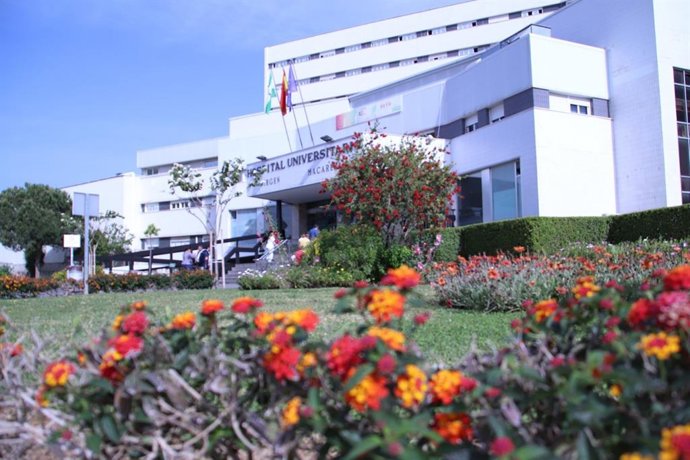 Fachada del Hospital Virgen Macarena de Sevilla