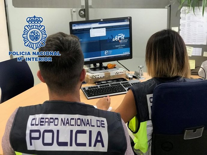 Policía Nacional en tareas de investigación