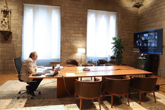 El presidente de la Generalitat, Quim Torra, este lunes durante una reunión con proveedores de Nissan