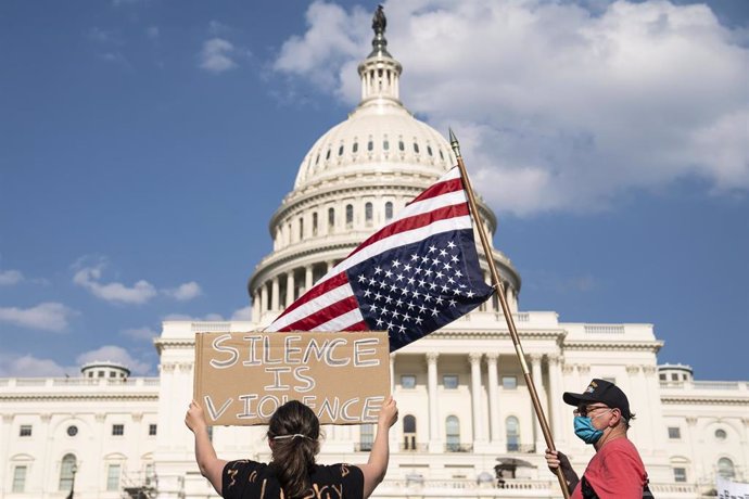 Manifestación contra el racismo ante el Capitolio de Washington