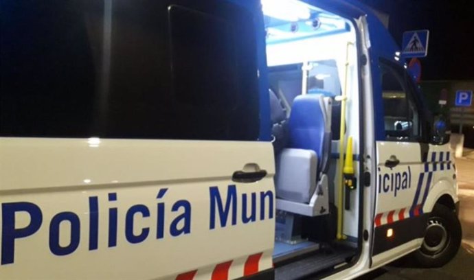 Una furgoneta de atestados de la Policía Municipal de Valladolid.