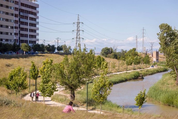 Urbanismo licita las obras para soterrar las líneas de alta tensión en Parque Venecia
