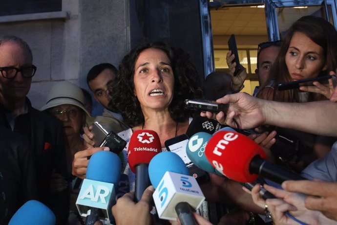 Patricia Ramírez , madre del niño Gabriel Cruz, Angel Cruz y a la salida de la Audiencia Provincial de Almería, haciendo unas declaraciones a la prensa