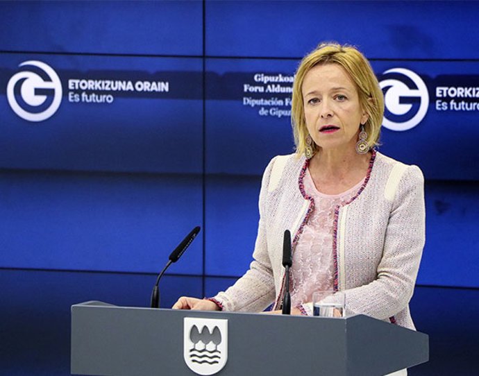 La portavoz de la Diputacion de Gipuzkoa, Eider Mendoza