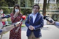 Almeida reitera su voluntad de que la final de Champions se celebre en Madrid