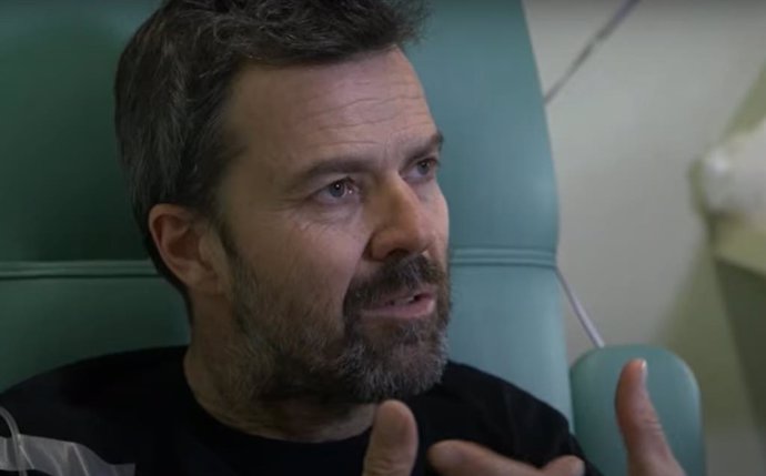 Pau Donés en el documental Jarabe contra el cáncer