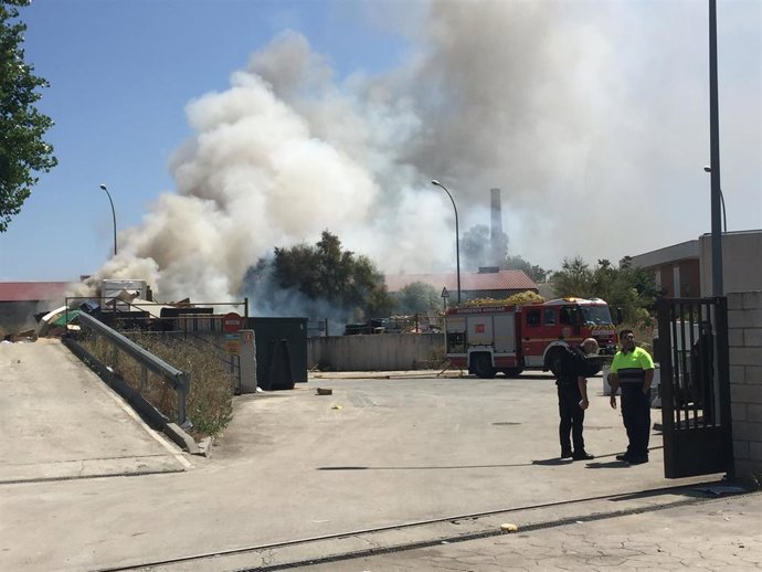 Incendio en el punto limpio