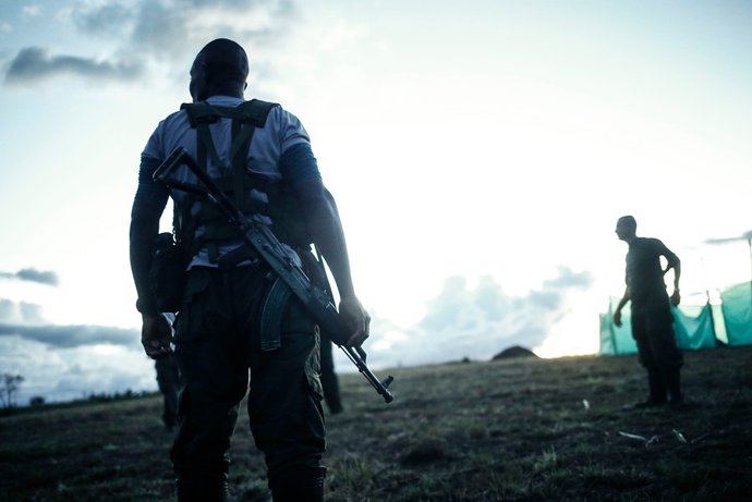 La Procuraduría de Colombia ha denunciado ante la Fiscalía un aumento del reclutamineto ilegal de menores de edad por parte de bandas armas del nacotráfico, autodefensas y guerrillas como el ELN.