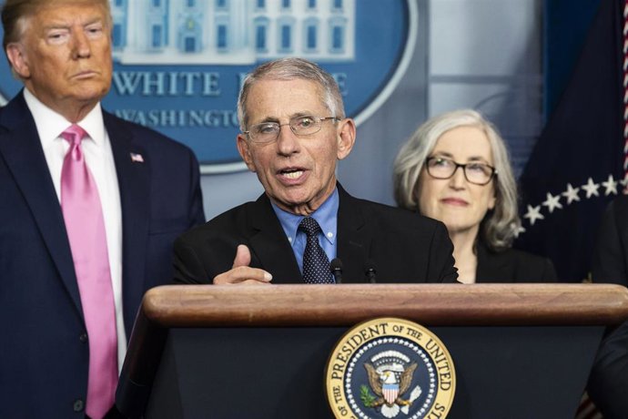 Coronavirus.- El epidemiólogo de la Casa Blanca avisa de que EEUU aún está "en e