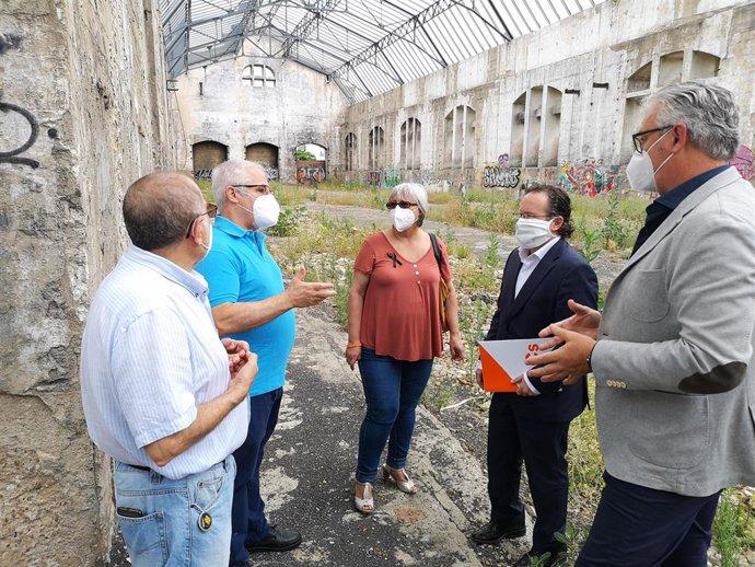 Visita de los concejales de Cs a las Naves de Renfe