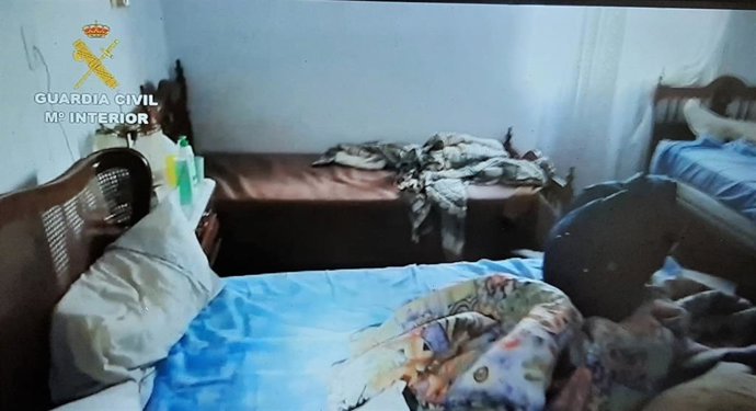 Piso donde tenían retenidos a 7 hombres para explotación sexual