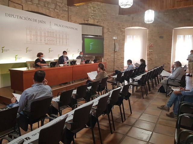 Reunión del patronato de la Fundación Legado Miguel Hernández