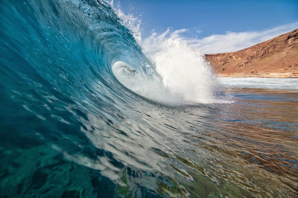 Las olas de la isla de Lanzarote serán patrimonio natural y de interés