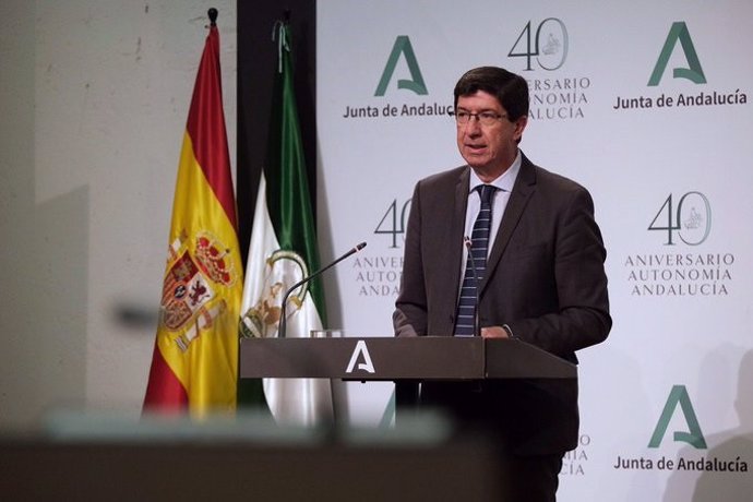 El vicepresidente de la Junta y consejero de Turismo, Regeneración, Justicia y Administración Local, Juan Marin.