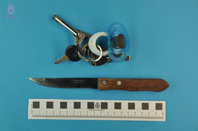 La Policía Nacional Detiene A Una Mujer Por Herir A Su Pareja En El Cuello