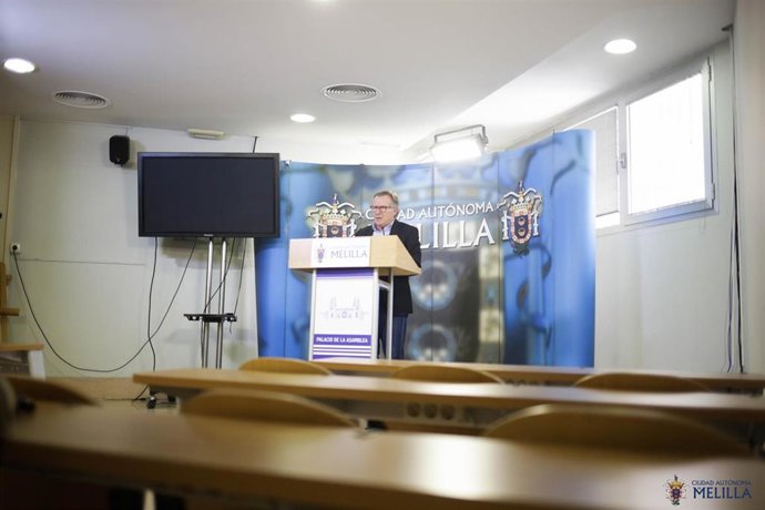 El presidente de Melilla, Eduardo de Castro, en rueda de prensa telemática, en una imagen de archivo