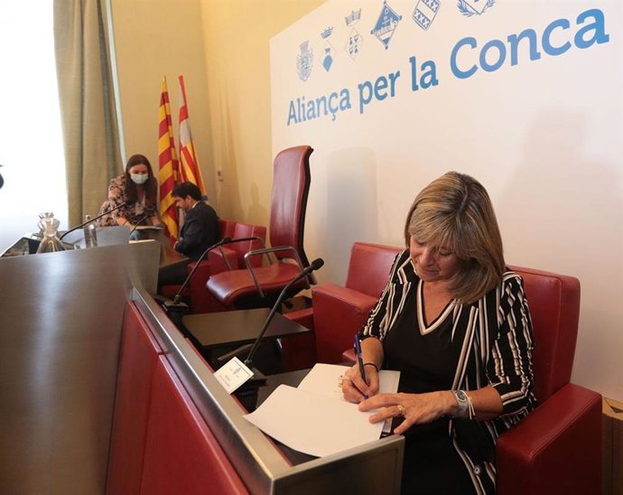 La presidenta de la Diputación de Barcelona, Núria Marín, ha anunciado este miércoles que la corporación invertirá 5,5 millones de euros en proyectos supramunicipales en la Conca d'dena para la "reactivación económica" del territorio.