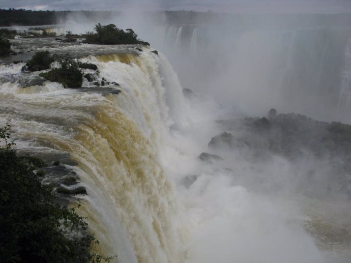 Imagen de archivo de las cataratas de Iguazú.